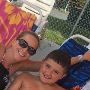 Meet your Posher, Sharon